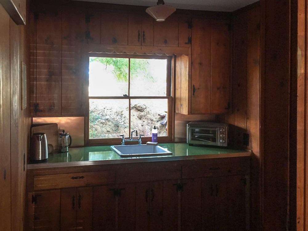 Joshua Tree Ranch House photo 46