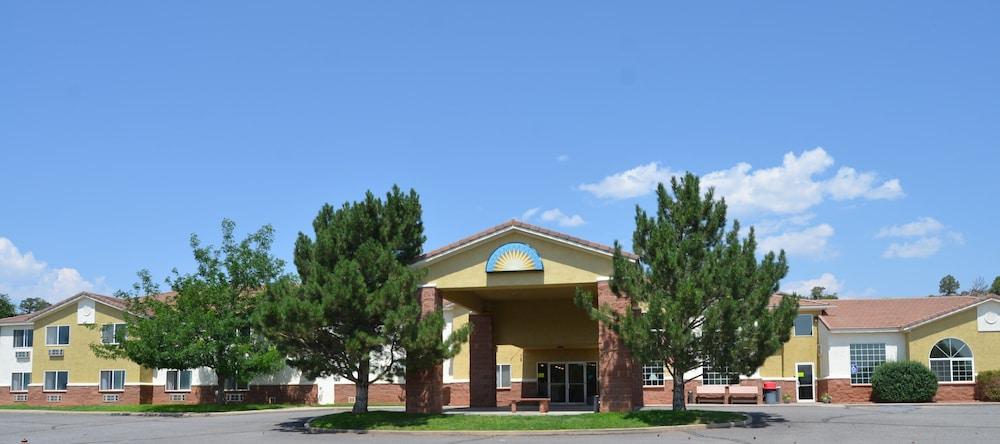 Days Inn by Wyndham Torrey Capital Reef photo 41