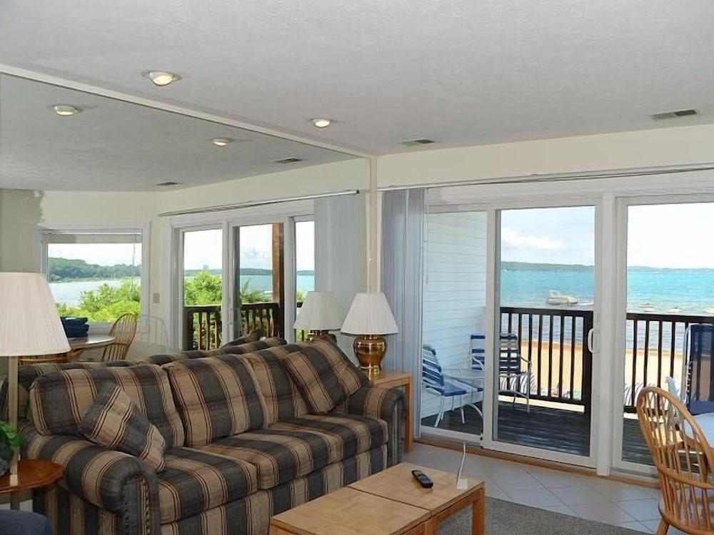 Beach Condominium Hotel photo 67