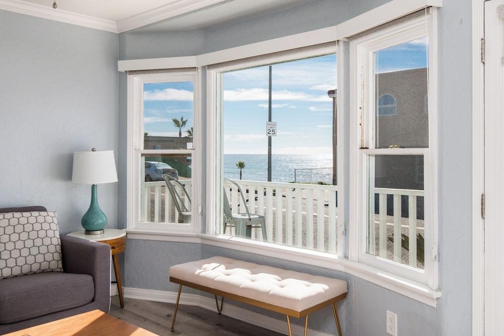 Pacific Bungalow photo 4