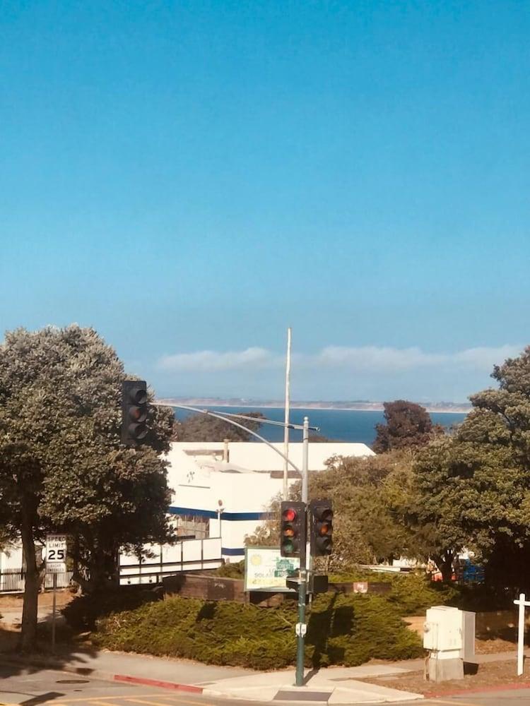 Pacific Grove Inn photo 57