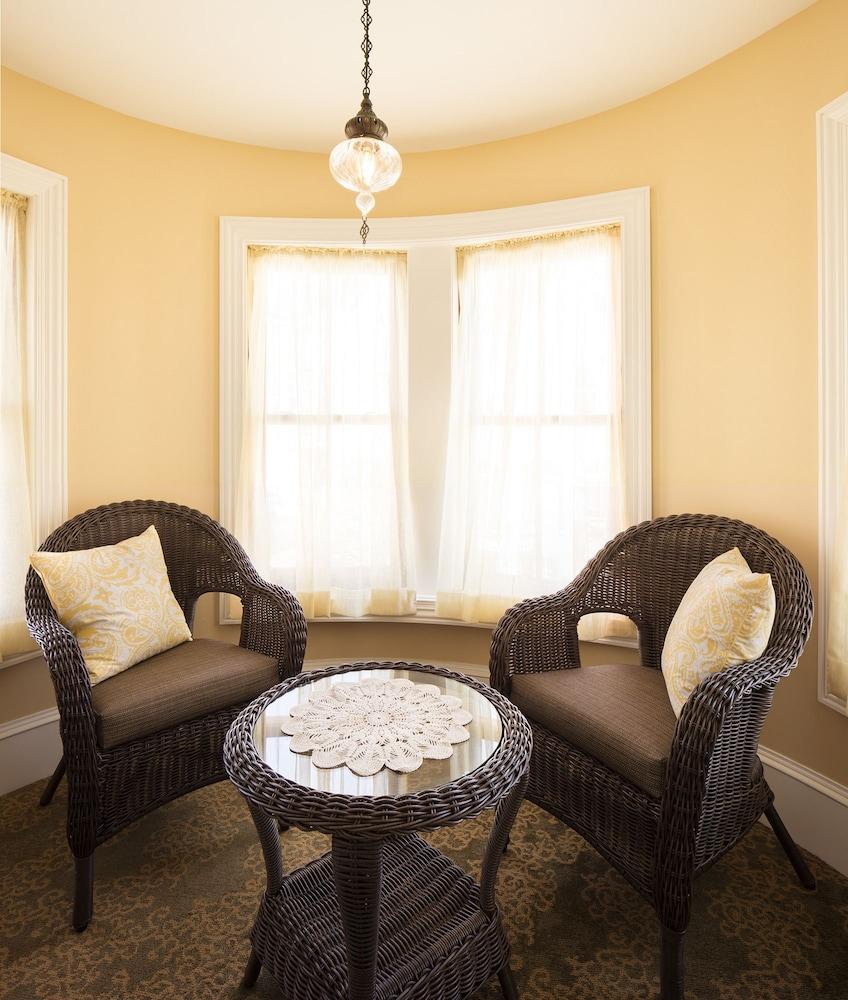 Washington House Hotel photo 17