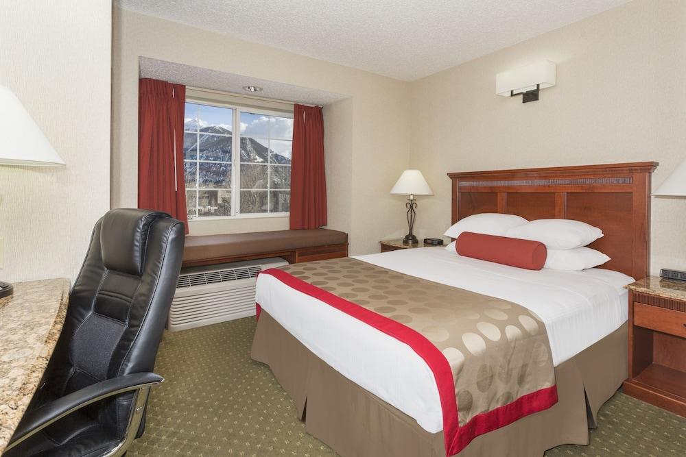 Ramada by Wyndham Frisco photo 5