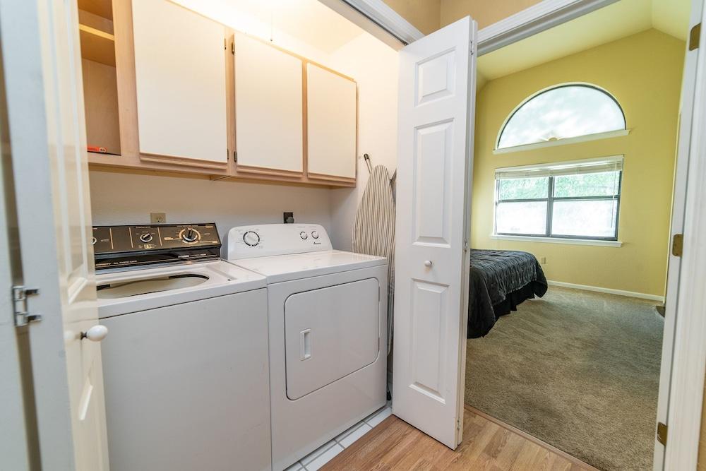 Pointe Royale Condominium Resort & Golf Course photo 20
