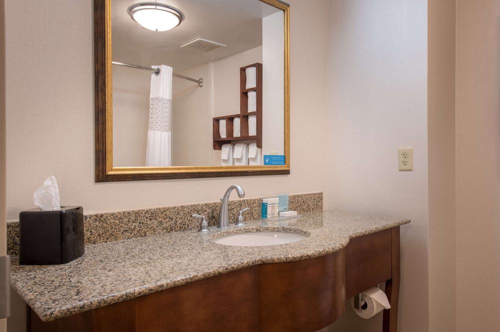 Hampton Inn & Suites Jekyll Island photo 48