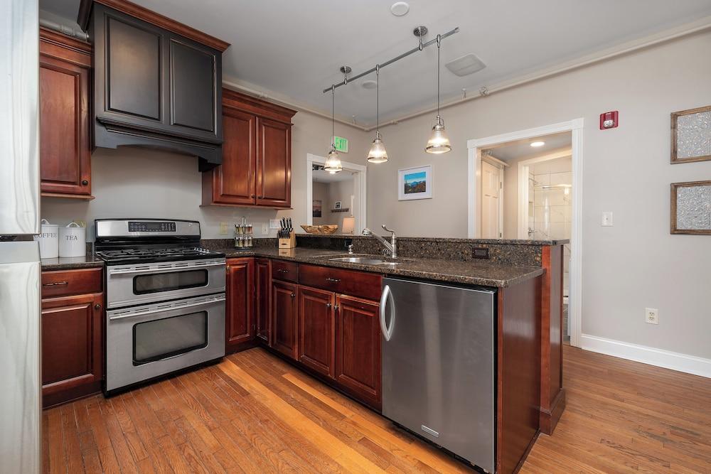 TuckAway Suites at East Branch photo 21