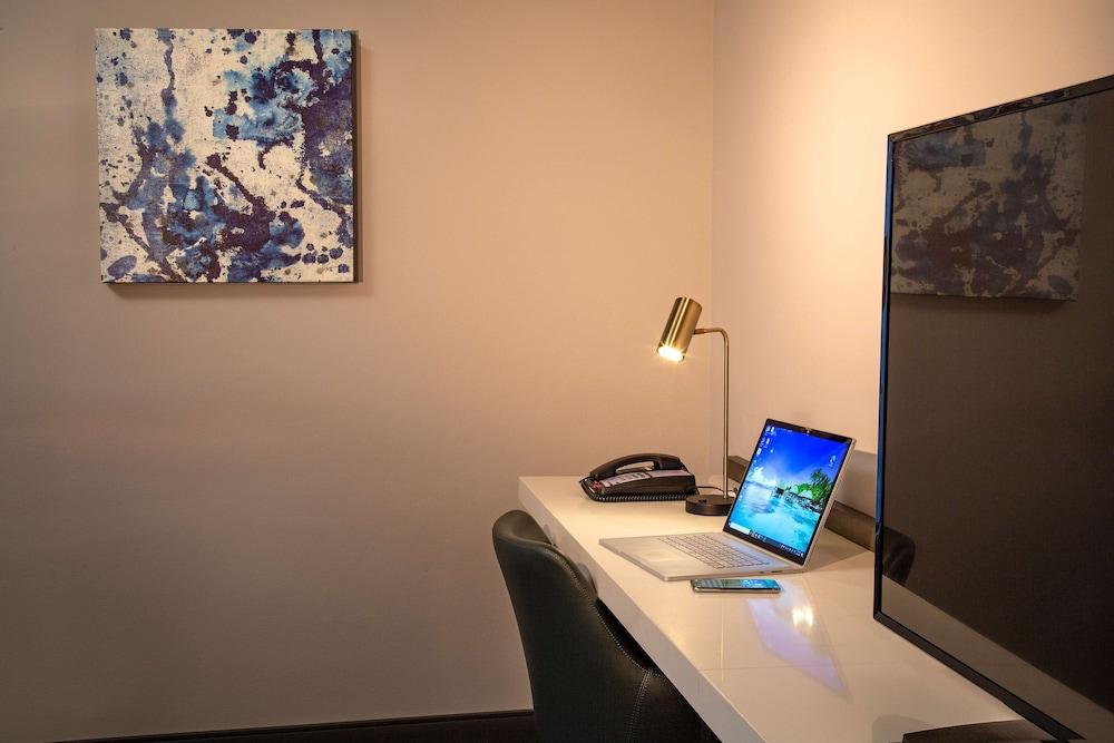 Hilton Garden Inn Redmond Seattle photo 7