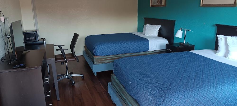 Sunrise Inn & Suites photo 3