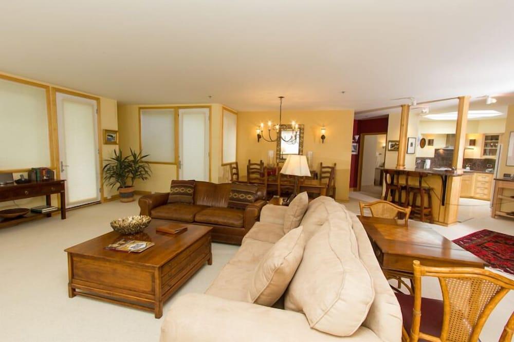 Ice House Suites and Condominiums photo 31