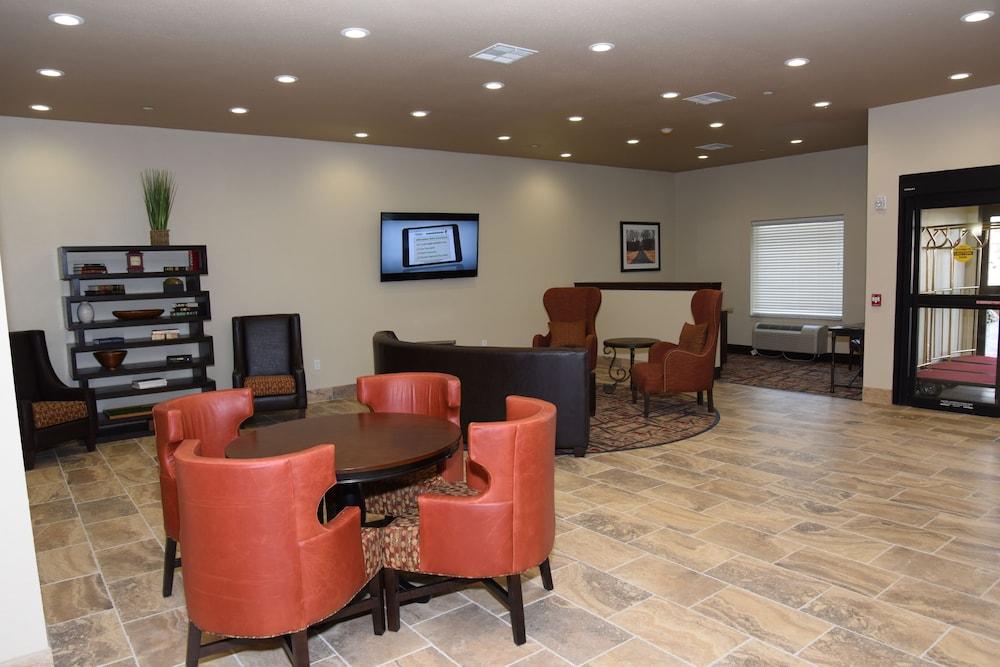 Home Away Suites photo 25