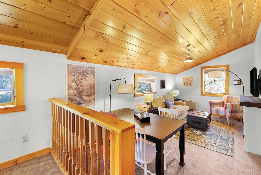 Phoenicia Lodge photo 11