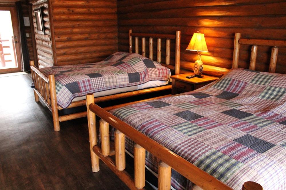 Cedar Lodge and Settlement photo 28
