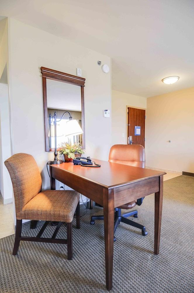 Hampton Inn & Suites Pinedale photo 21