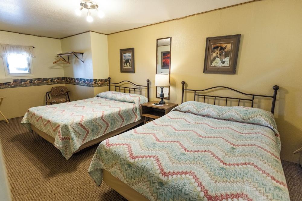 Sunset RV Park and Motel photo 3