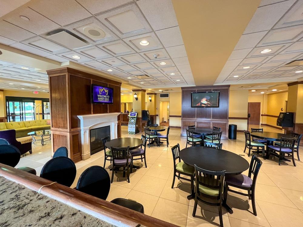 Mardi Gras Casino & Resort photo 9