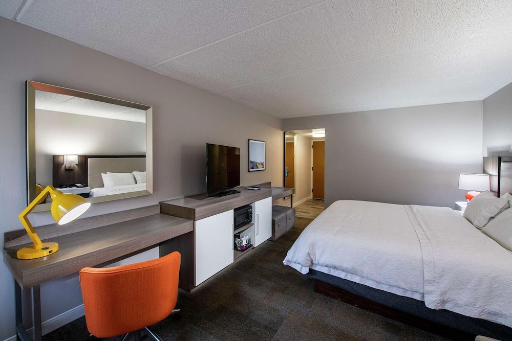 Hampton Inn Gainesville photo 16