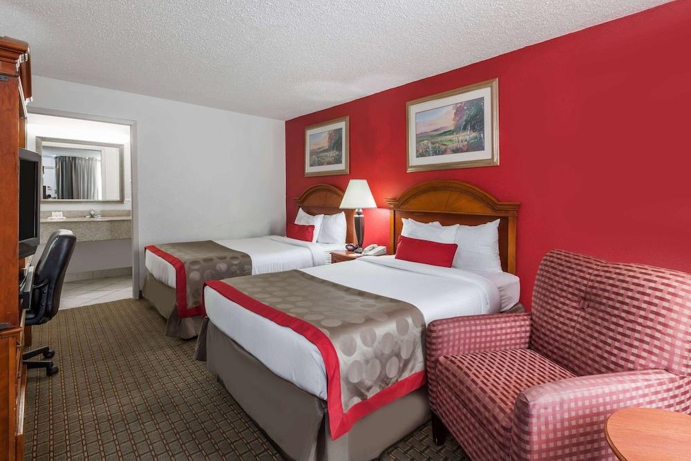 Ramada by Wyndham New Iberia photo 15