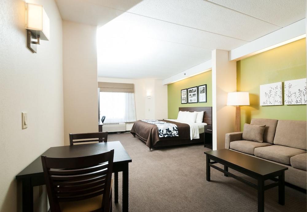 Sleep Inn & Suites photo 51