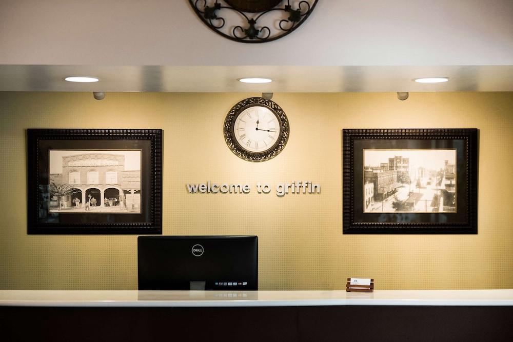 Americas Best Value Inn & Suites Griffin photo 3