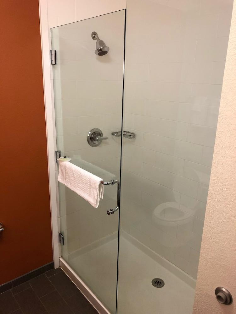 Sleep Inn Cartersville - Emerson Lake Point photo 16
