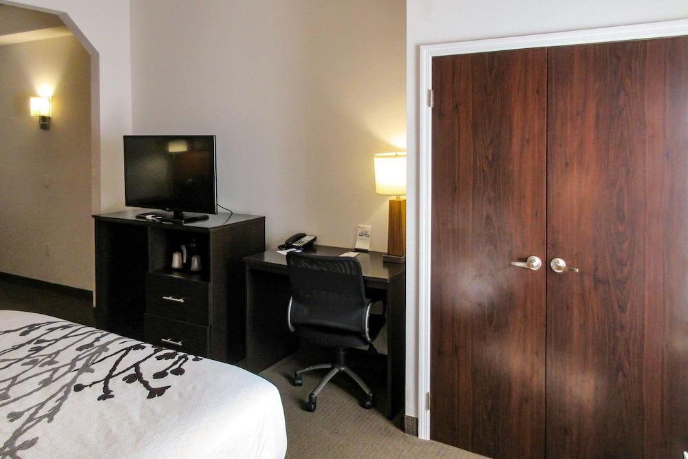Sleep Inn & Suites Fort Lauderdale Airport photo 32