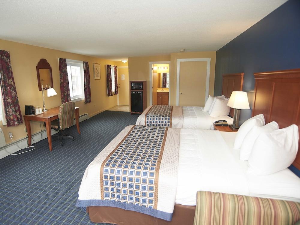 Swiss Chalets Village Inn photo 64