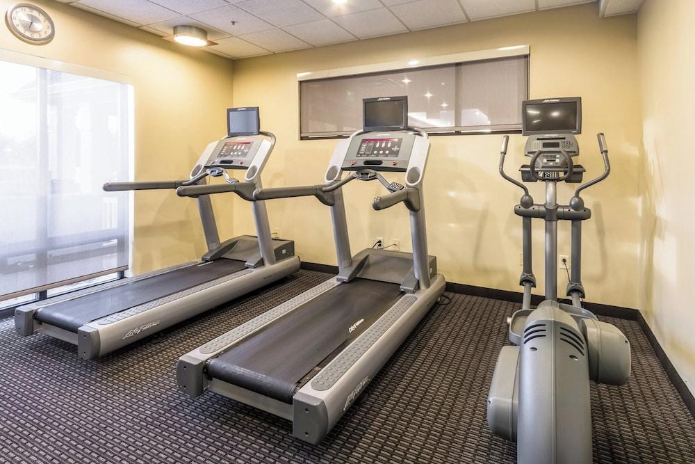Marriott TownePlace Suites Dayton North photo 16