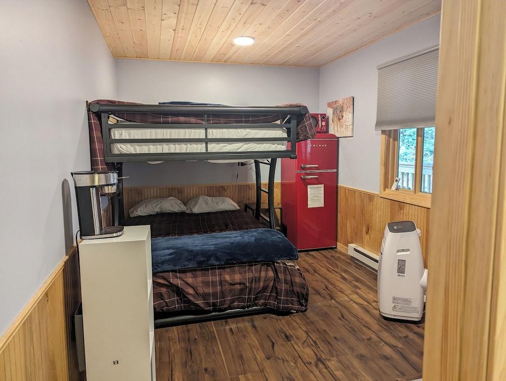 Saganaga Lodge photo 35