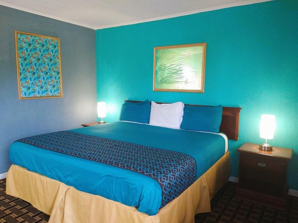 Grand View Plaza Inn & Suites photo 54