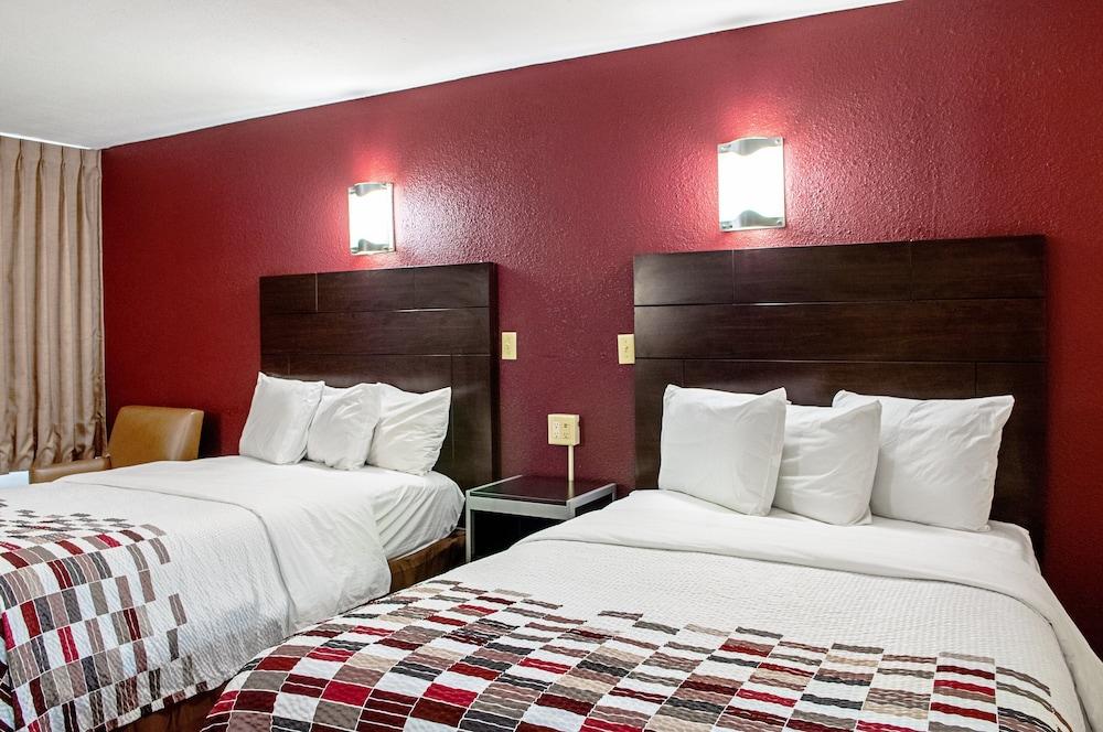 Red Roof Inn Slidell photo 23
