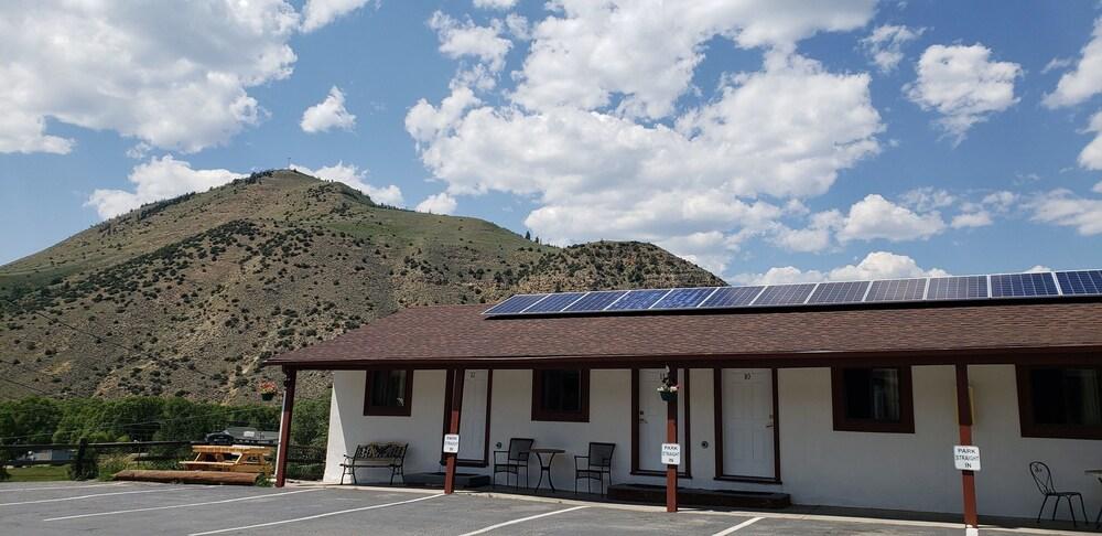 Canyon Motel photo 68