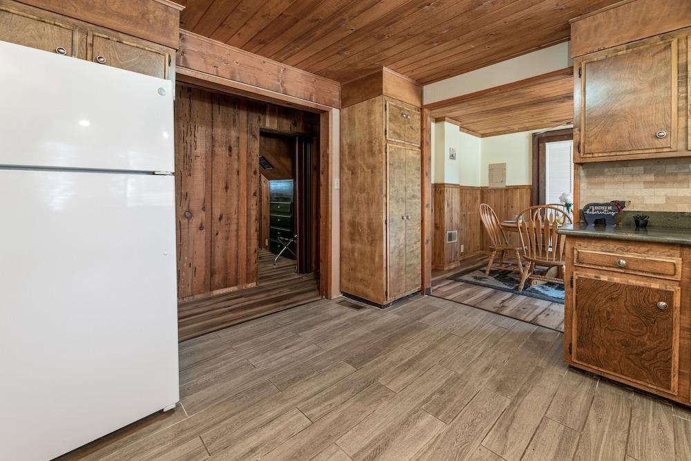 Big Bear Lakefront Lodge photo 57