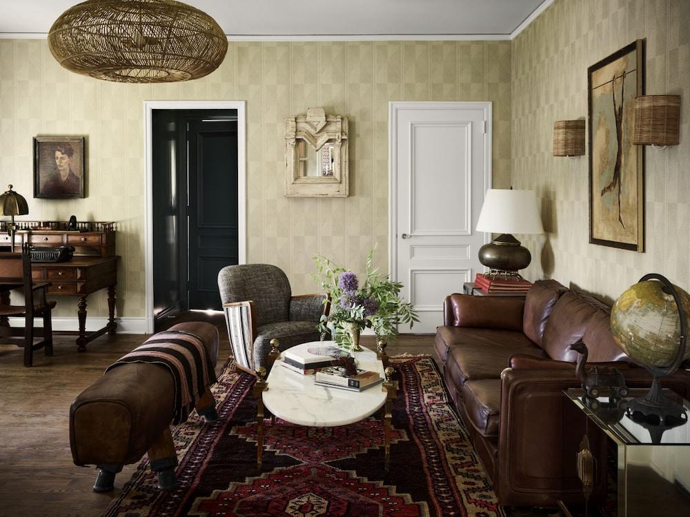 Commodore Perry Estate, Auberge Collection photo 8