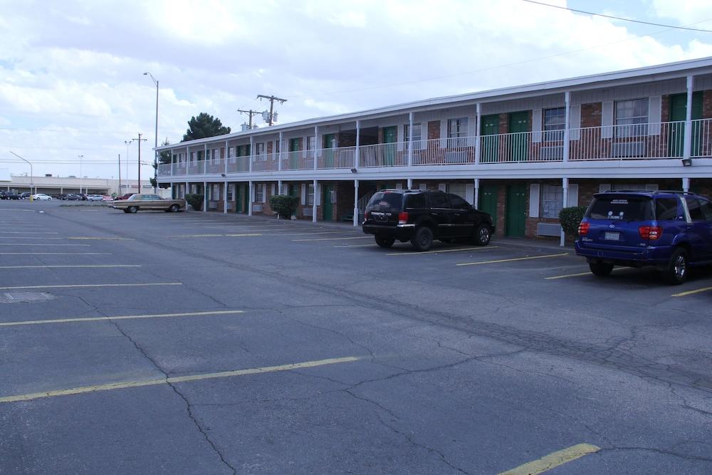 SuperLodge Motel photo 12