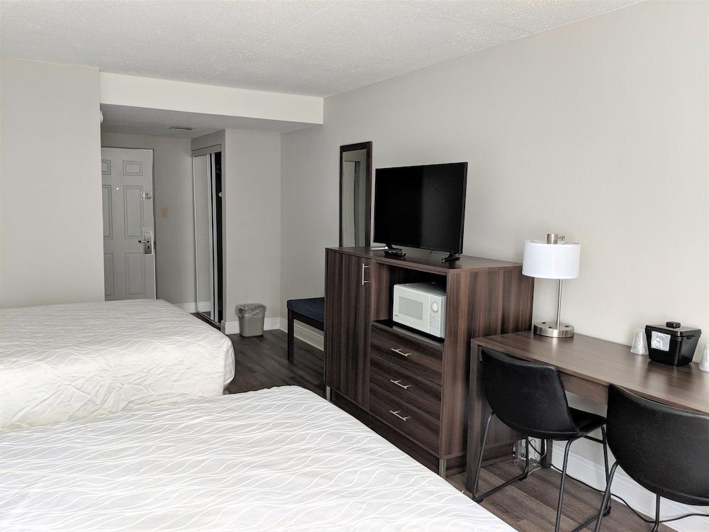 Lakefront Terrace Resort photo 31