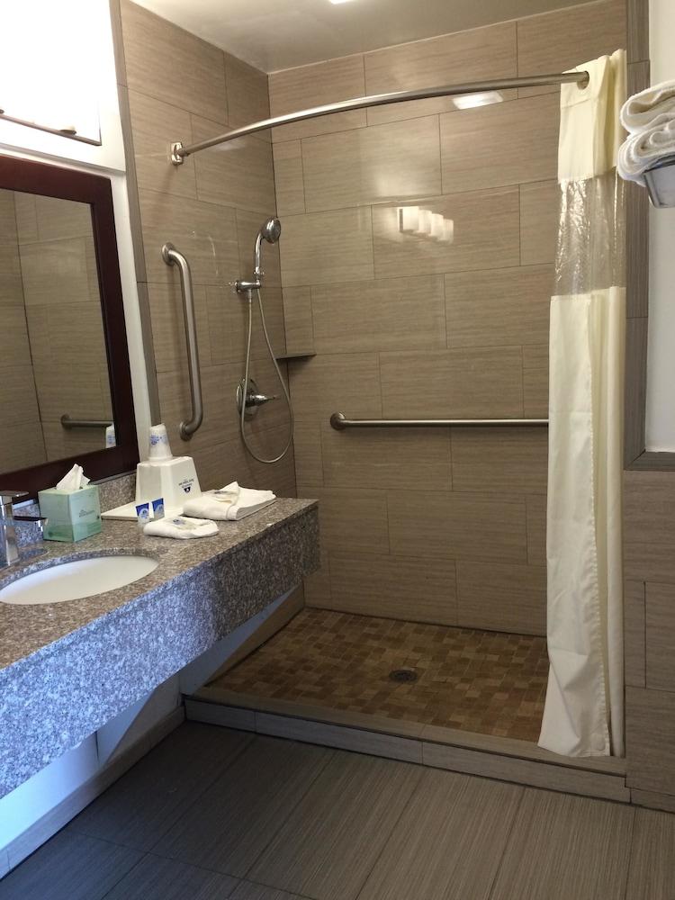 Americas Best Value Inn Winona photo 13