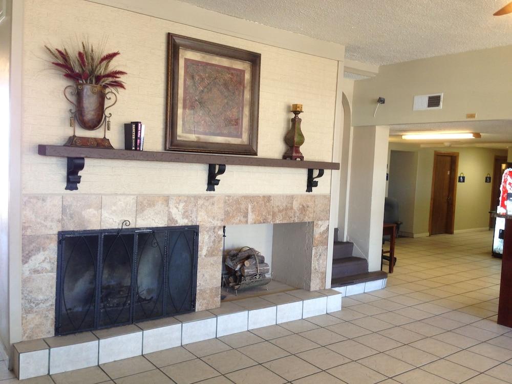 Days Inn by Wyndham Santa Fe New Mexico photo 4