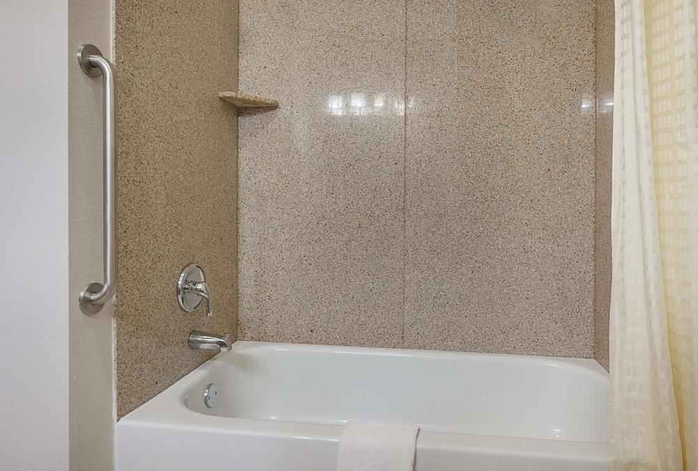 Best Western Plus Deridder Inn & Suites photo 23