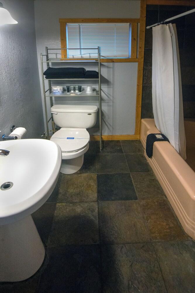 Rustic Inn photo 21
