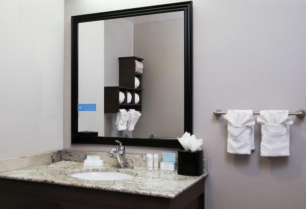 Hampton Inn & Suites Temecula photo 69