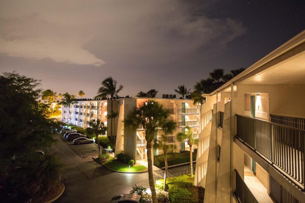 Sundial Beach Resort & Spa photo 18