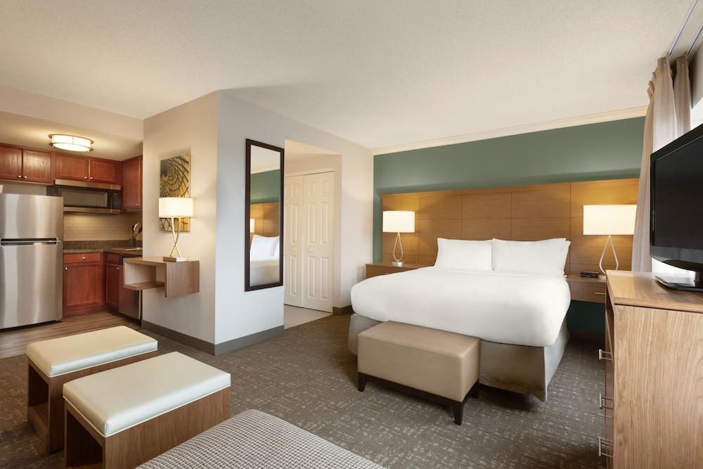 Staybridge Suites Tampa East - Brandon by IHG photo 23