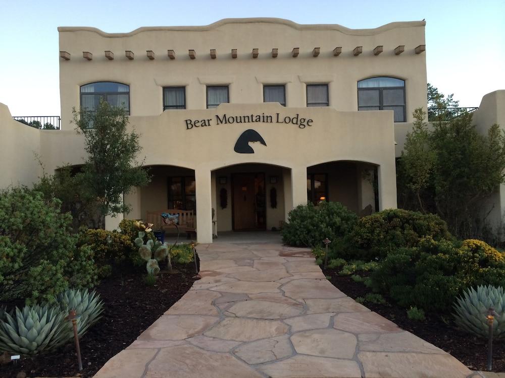 Bear Mountain Lodge photo 77