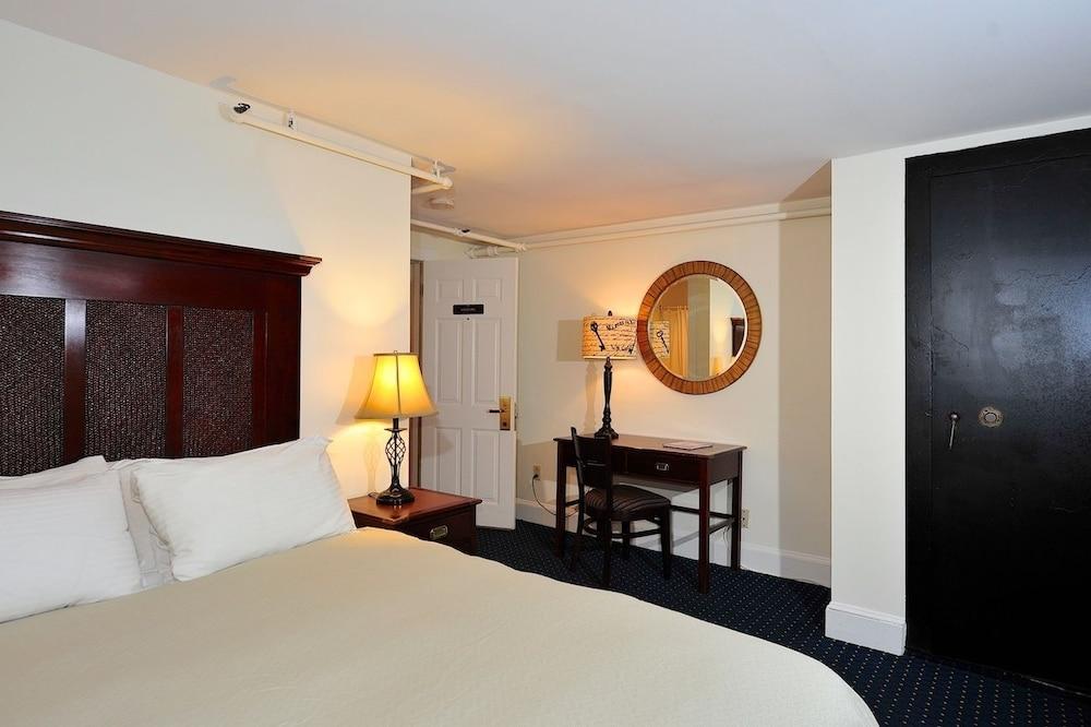 Jailhouse Inn photo 7