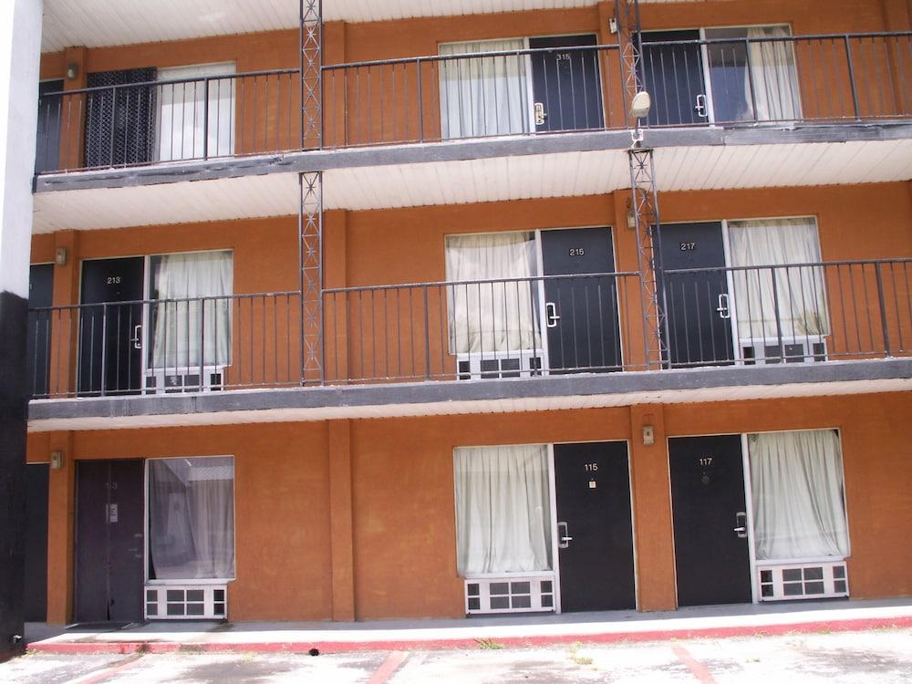 Inn of Knoxville photo 15