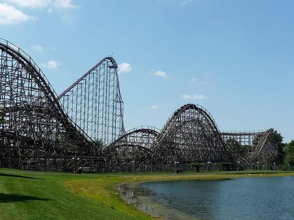 Darien Lake Lodge on the Lake photo 26