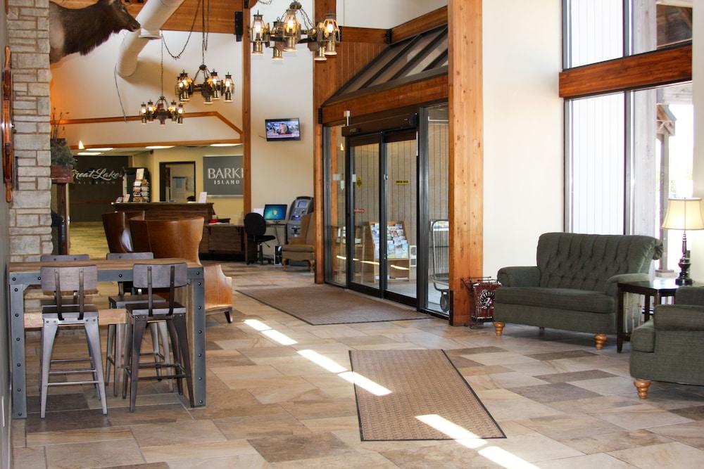 Barker's Island Inn Resort photo 22