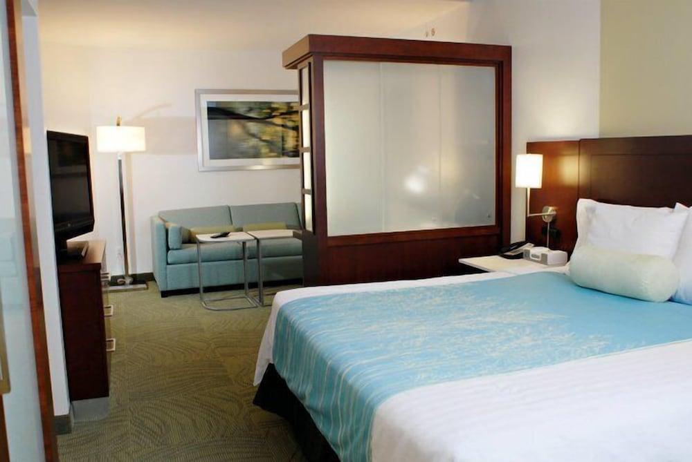 SpringHill Suites by Marriott Quakertown photo 7
