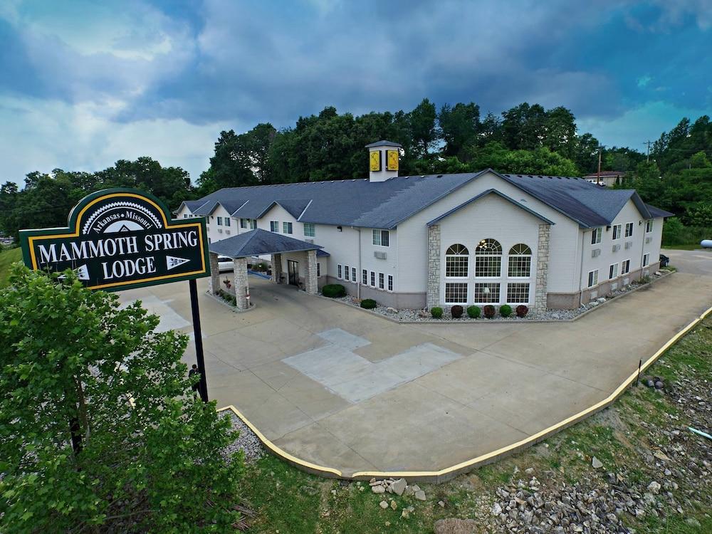 Mammoth Spring Lodge Motel photo 1