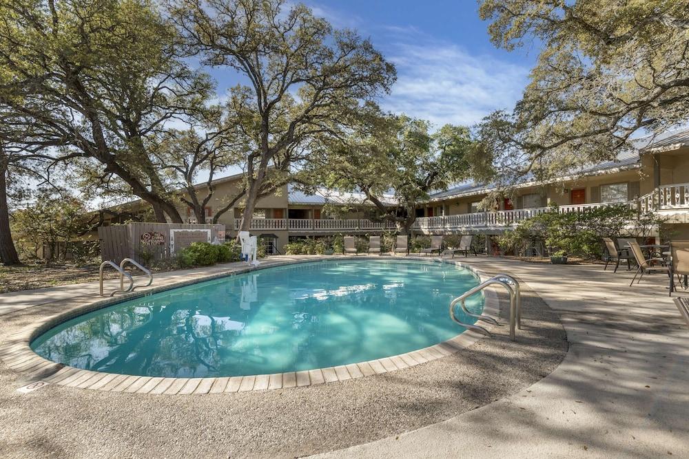Best Western Sunday House Inn photo 9